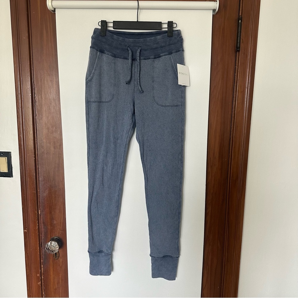 NWT Beyond Yoga Sweatpant Leggings